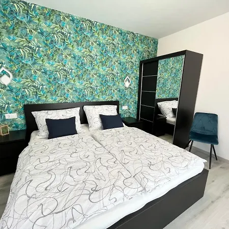 Napfeny Terasz 沃尼奥尔茨沃什海吉