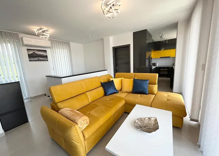 Napfény Terasz Appartement *